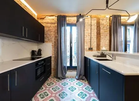 Santiago Ac By Staynnapartments * Bilbao